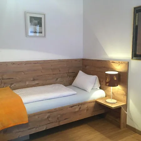 Obex Apartment *